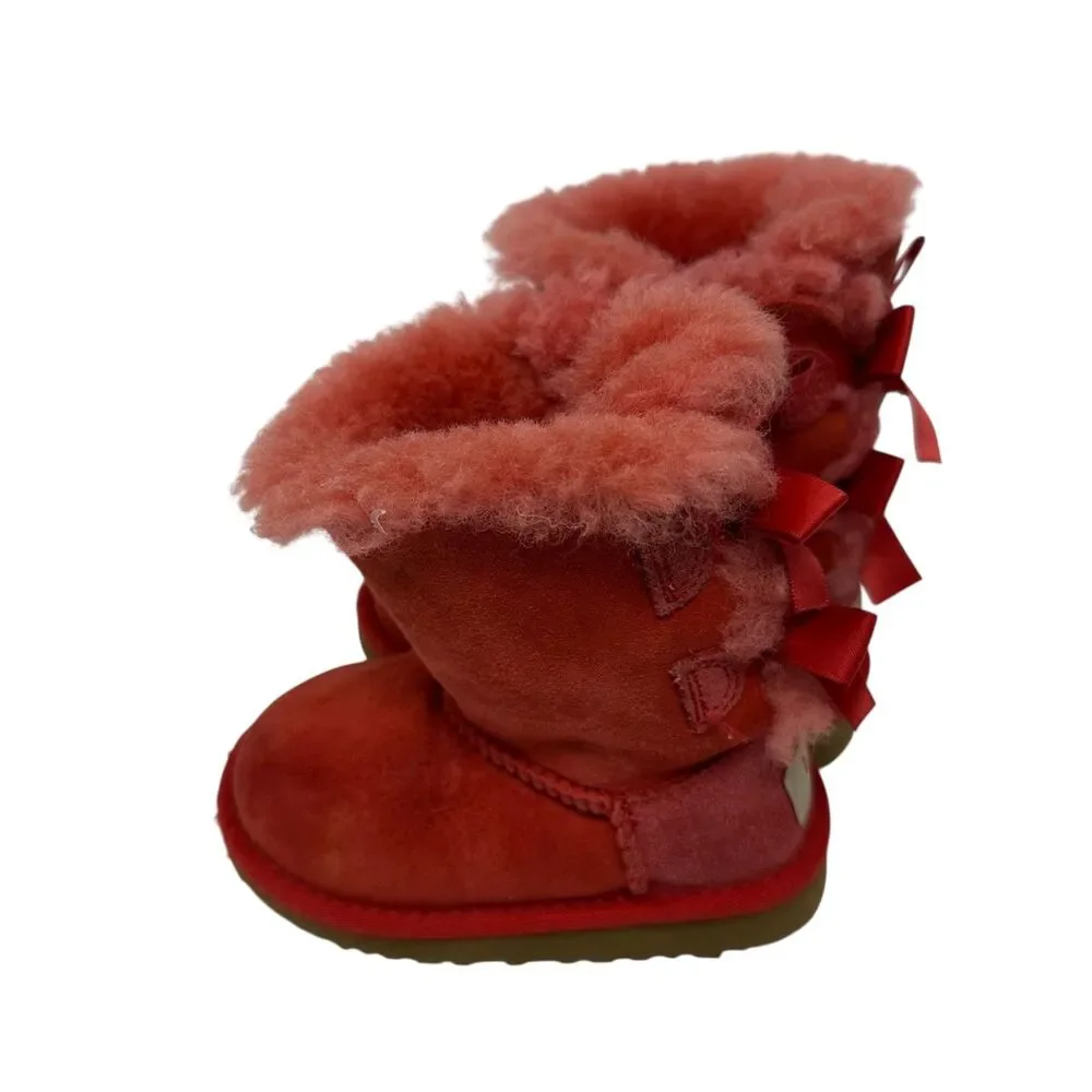 UGG Toddler Girls Red Shearling Lined Mid Calf Suede Booties with Bows Size 7‎